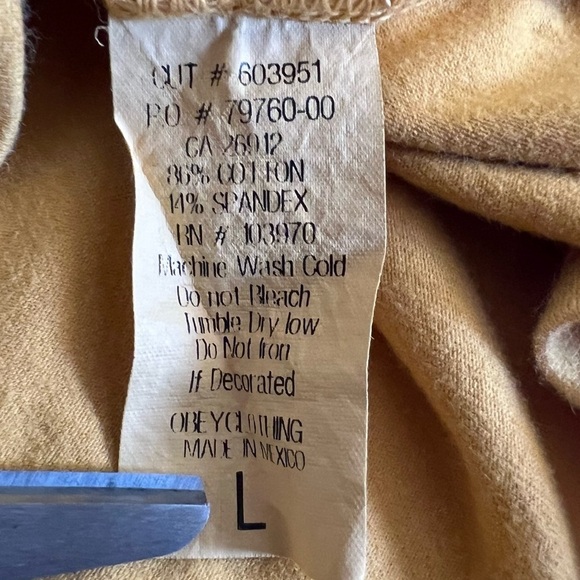 OBEY Worldwide Sad Daisy Bandeau Mustard Strapless Crop Top Size Large NWT - Picture 6 of 7